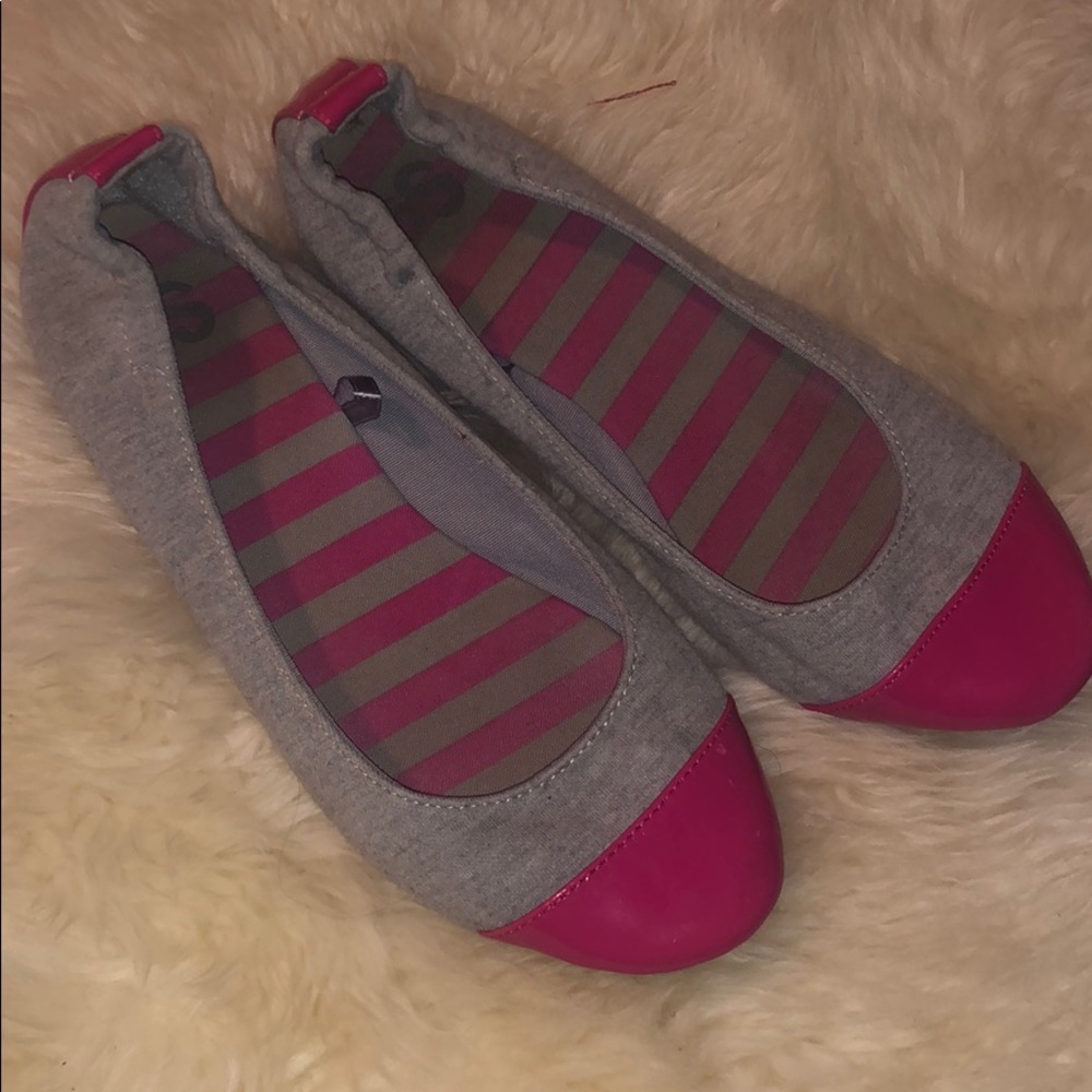 Heather grey & pink cap ballet flats